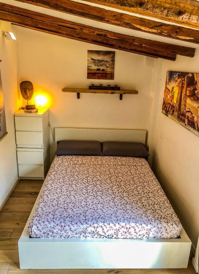 Healthy Flat Bologna - Tower Skyline View Apartment Bagian luar foto