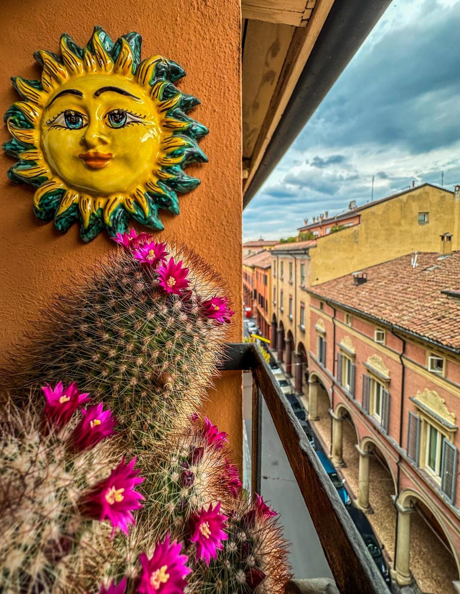 Healthy Flat Bologna - Tower Skyline View Apartment Bagian luar foto